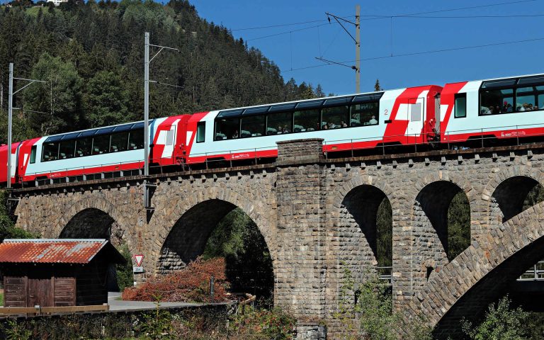 Switzerland-glacier-express-3713877
