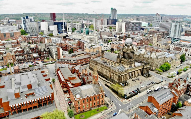 UK-Leeds-benjamin-elliott-4zbITfP0-jM-unsplash
