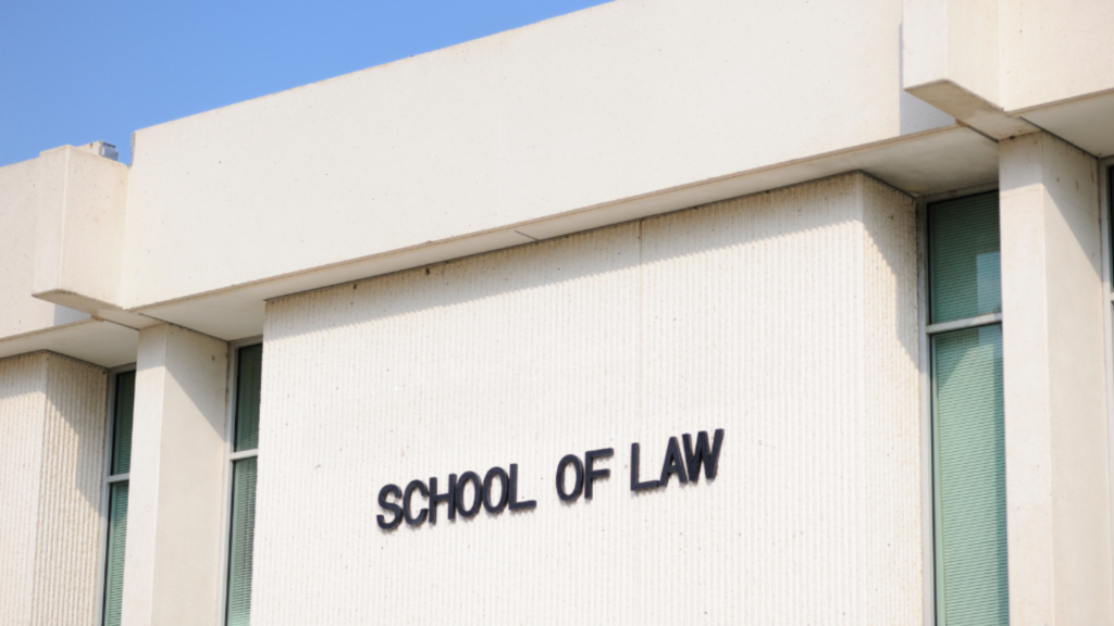 Top 15 Law Schools In The World