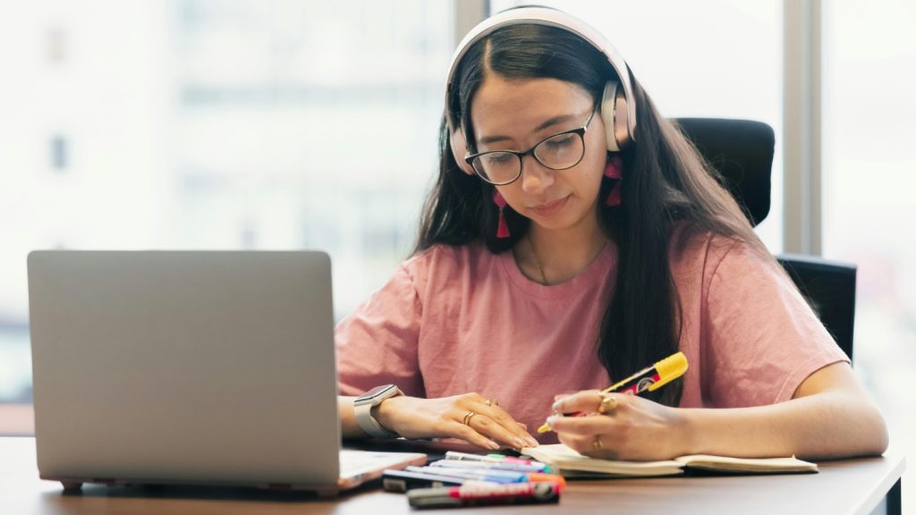 The Hidden Costs of Studying Abroad That No One Warns You About